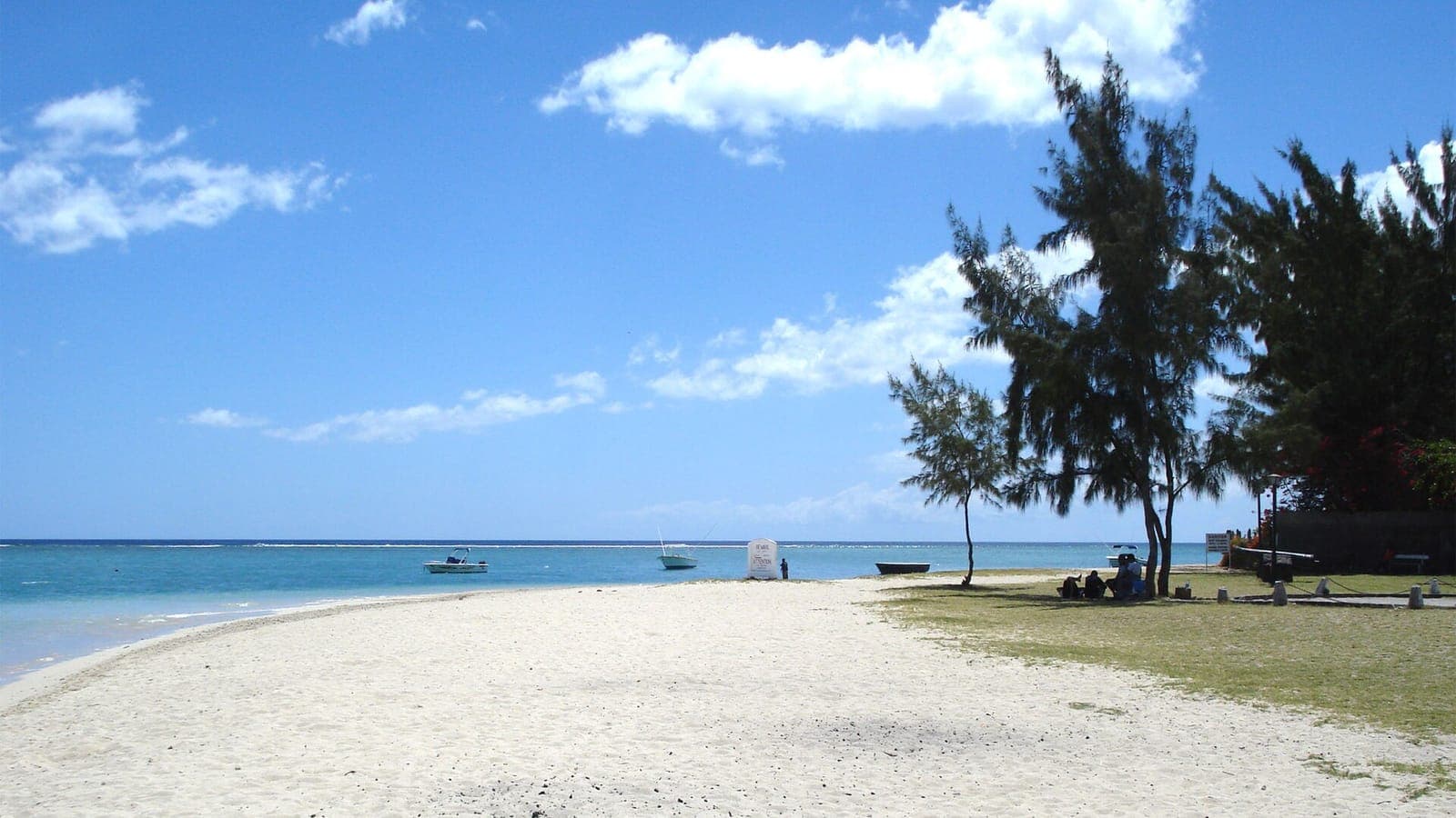 Louer une voiture à Flic en Flac et Tamarin : le guide de la côte ouest